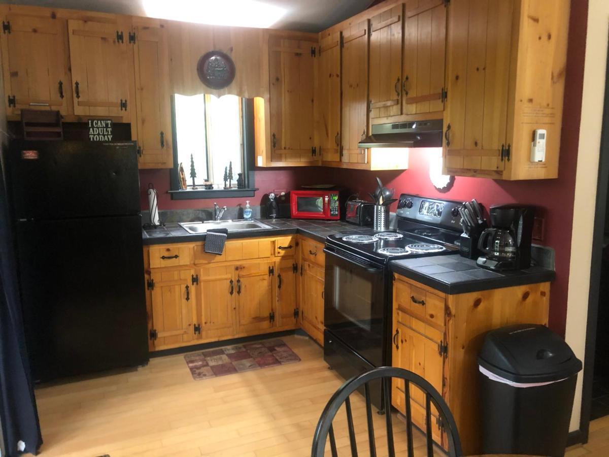 Mountain-Top Cabin Get-Away With Hot Tub And A View Sautee Nacoochee Exterior foto